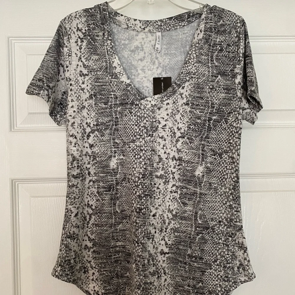 Z Supply South Moon Under Snake Pattern T Shirt - Picture 3 of 6